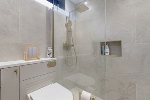 Photo 32- click for photo gallery